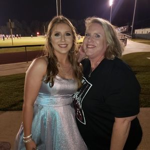 Meet your Posher, Marisa